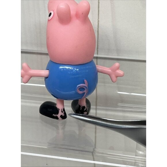 Peppa Pig Family Set Daddy Peppa George Mummy Tourist Figures Cake Topper’s x 5 - Picture 13 of 16